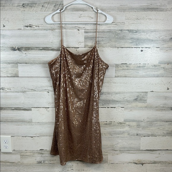 NWT Banana Republic Gold Sequined Sheath Dress Women’s Size 16 Tall - Picture 2 of 8